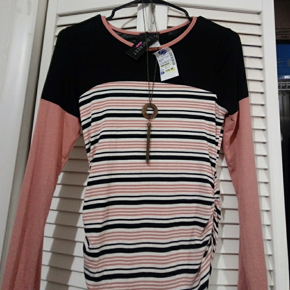 Long sleeved stripe shirt